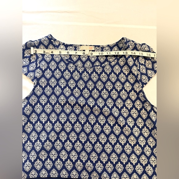 GB Blue Printed Cap Sleeve Blouse – M - NWOT - Picture 4 of 10